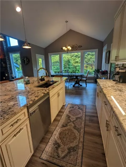 Kitchen - 150 Mccracken Dr, Monaca, PA 15061 photo 4 of 6