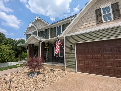 Exterior - 150 Mccracken Dr, Monaca, PA 15061 photo 3 of 9