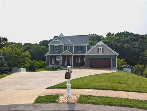 Exterior - 150 Mccracken Dr, Monaca, PA 15061 photo 4 of 9