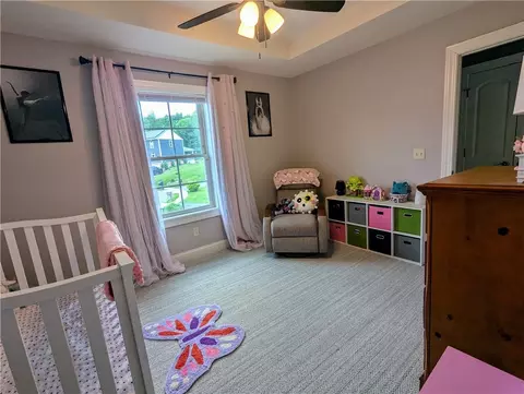 Bedroom - 150 Mccracken Dr, Monaca, PA 15061 photo 4 of 5