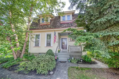 31 Nicholson St, Pittsburgh, PA 15205