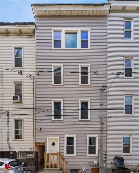 3021 Paulowna St, Pittsburgh, PA 15219
