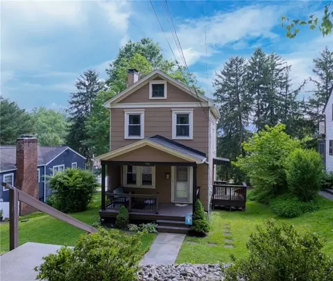 710 Beaver St, Leetsdale, PA 15056