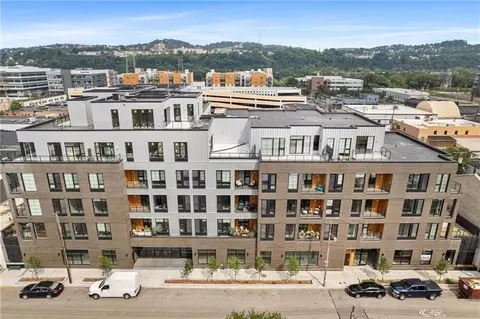 2635 Penn Ave #203, Pittsburgh, PA 15222