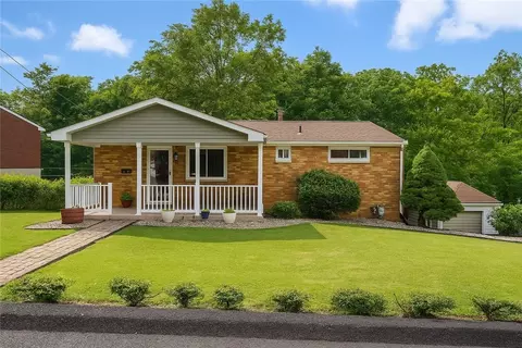 104 Greenview Dr, Verona, PA 15147