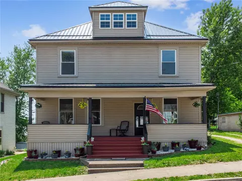115 Wayne St, Claysville, PA 15323