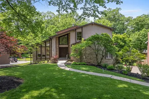 1648 Little Meadow Rd, Pittsburgh, PA 15241