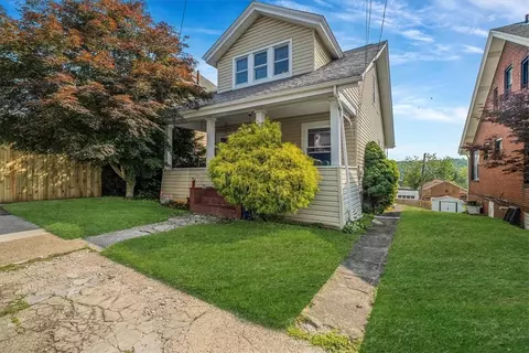 306 Meadow Ave, Charleroi, PA 15022