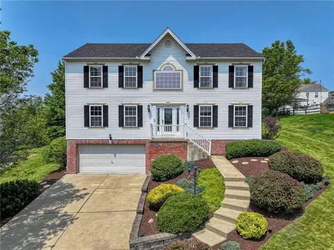 1340 Morgan Cir, Canonsburg, PA 15317