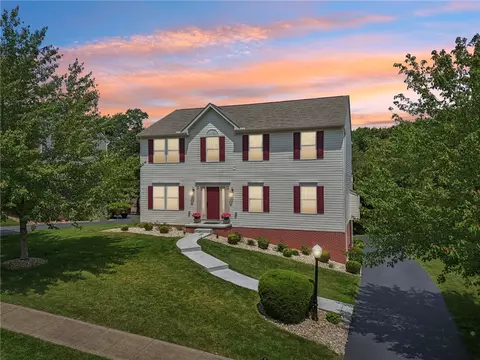 1875 Pioneer Dr, Sewickley, PA 15143