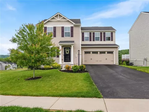 256 James Patrick Pl, Zelienople, PA 16063