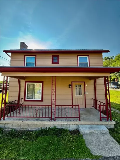 210 Griscom St, Dawson, PA 15428