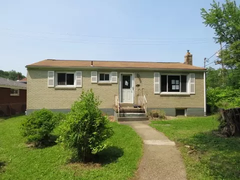 14 Spring St, Etna, PA 15223