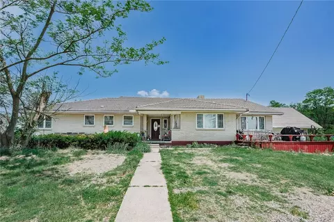 775 Marshall Rd, Clarksburg, PA 15725