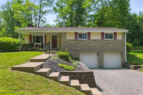 652 Westland Dr, Gibsonia, PA 15044