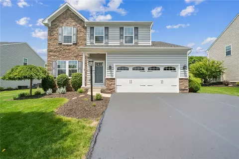 4054 Bentwood Dr, Canonsburg, PA 15317