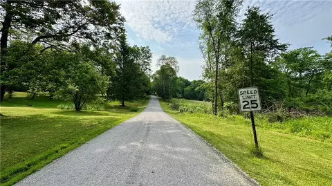 70 Swisco Rd, Clarksburg, PA 15725
