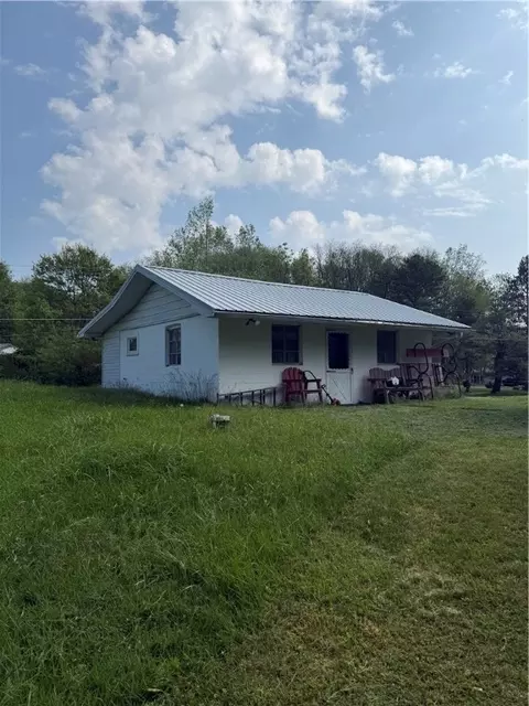 3645 Douthett, Jamestown, PA 16134