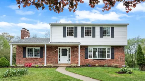 2544 Matterhorn Dr, Wexford, PA 15090