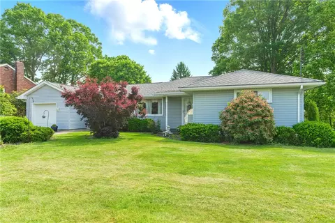 131 Howley Ave, Beaver Falls, PA 15010