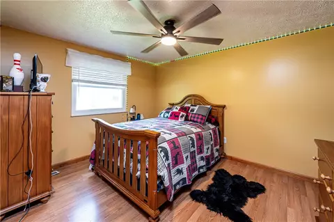 1941 Ivanhoe Dr, Irwin, PA 15642 photo 36