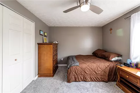 1941 Ivanhoe Dr, Irwin, PA 15642 photo 33