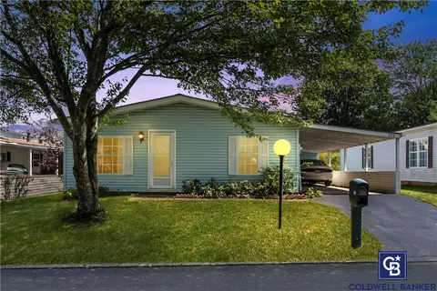 242 Ridge Ln, Murrysville, PA 15668