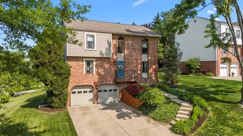 208 Ruffed Grouse Dr, Imperial, PA 15126
