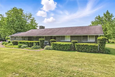 1011 South Lk, Mercer, PA 16137