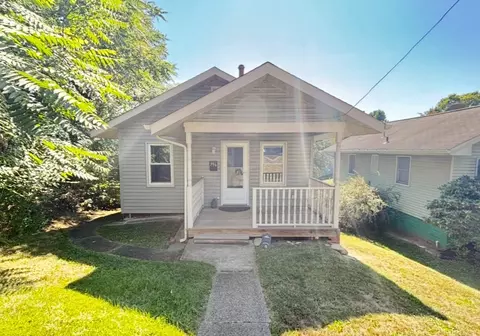 796 S Gray Ave, Bridgeville, PA 15017