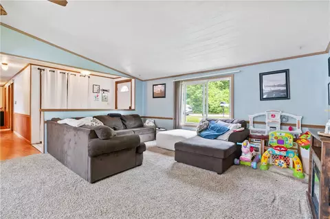 4041 Second St, Irwin, PA 15642 photo 20