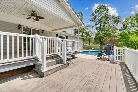 4041 Second St, Irwin, PA 15642 photo 8