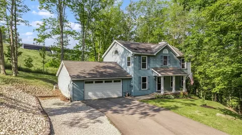 14 Laurel Hill Rd, Mcdonald, PA 15057