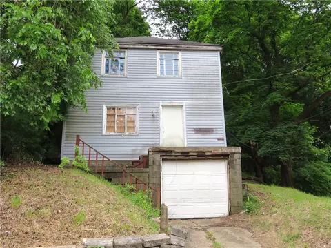 112 Locust St, Aliquippa, PA 15001