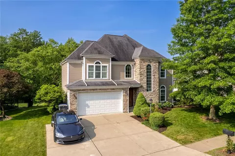 621 Columbia Ct, Mars, PA 16046