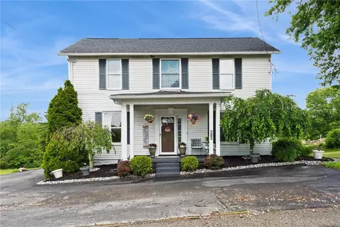 203 E Main St, New Alexandria, PA 15670