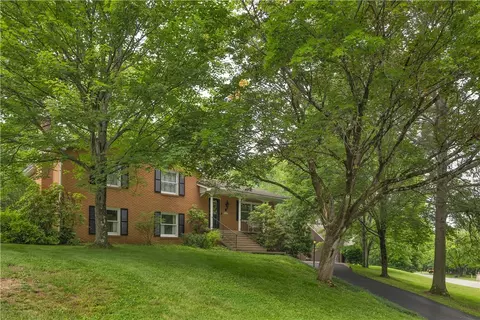 2344 Mount Vernon Ave, Export, PA 15632 photo 2