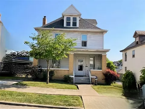 22 Lemon St, Uniontown, PA 15401