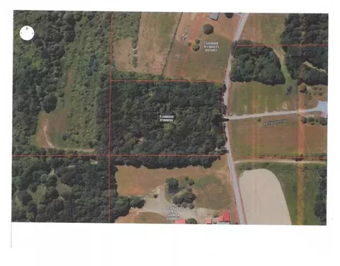7480 Knoxdale Rd, Brookville, PA 15825