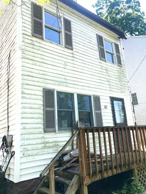 72 St Michael St, Pittsburgh, PA 15203