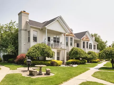 210 Adams Pointe Blvd #6, Mars, PA 16046