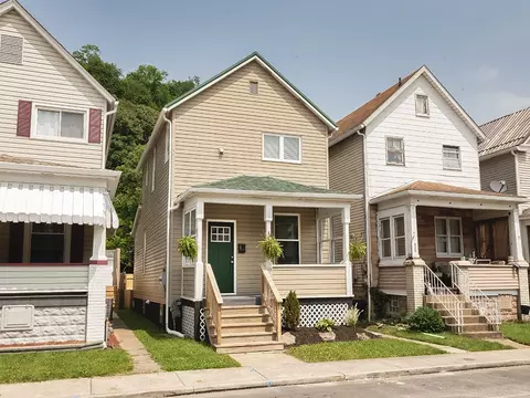 508 Mckinley Ave, East Vandergrift, PA 15629