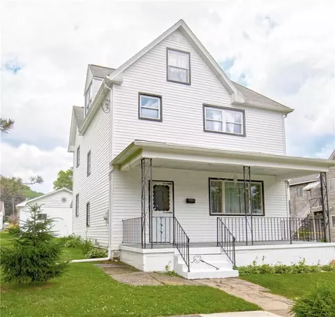 419 Washington Ave, Leechburg, PA 15656