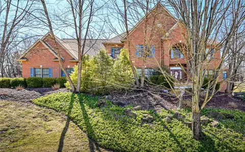 3124 Canterbury Dr, Allison Park, PA 15101
