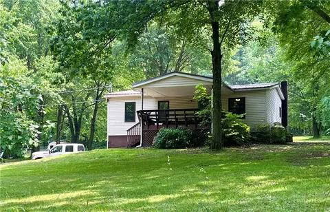 358 Mahood Rd, Butler, PA 16001