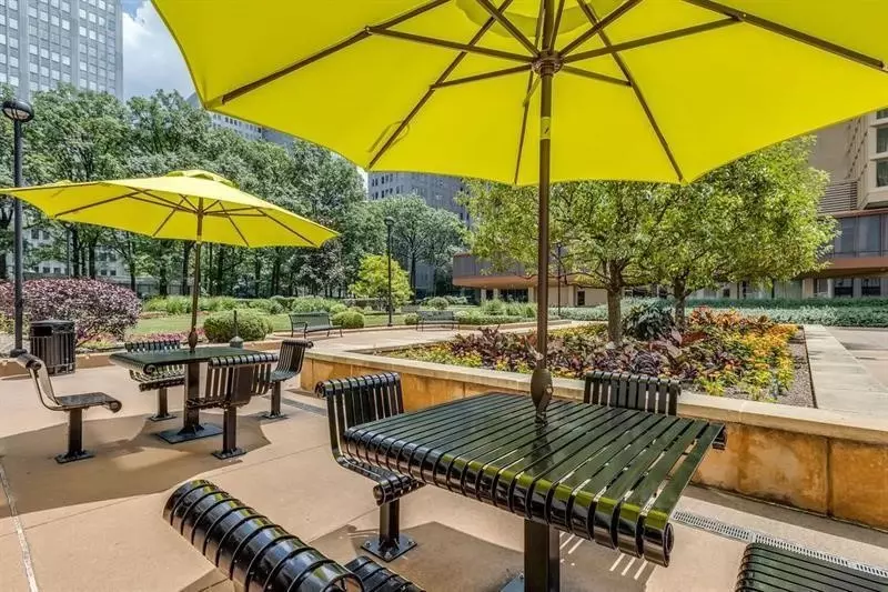 Other - 320 Fort Duquesne Blvd #15M, Pittsburgh, PA 15222 photo 5 of 11