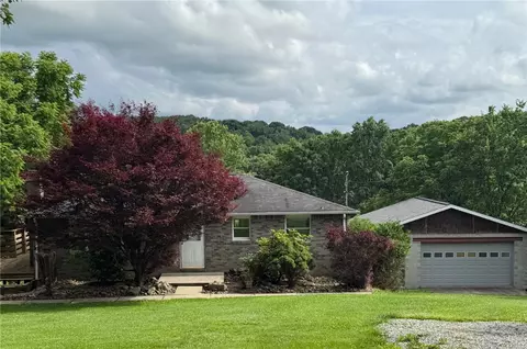 746 Hecla Rd, Mount Pleasant, PA 15666