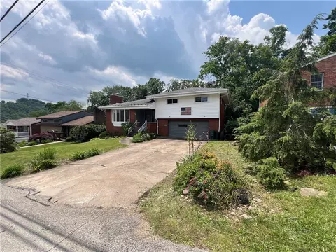 2611 Poinsettia Dr, White Oak, PA 15131