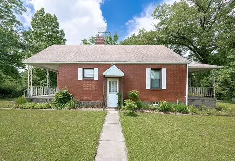 502 Bairdford Rd, Gibsonia, PA 15044