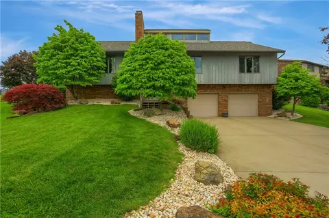 199 Rustic Dr, Irwin, PA 15642